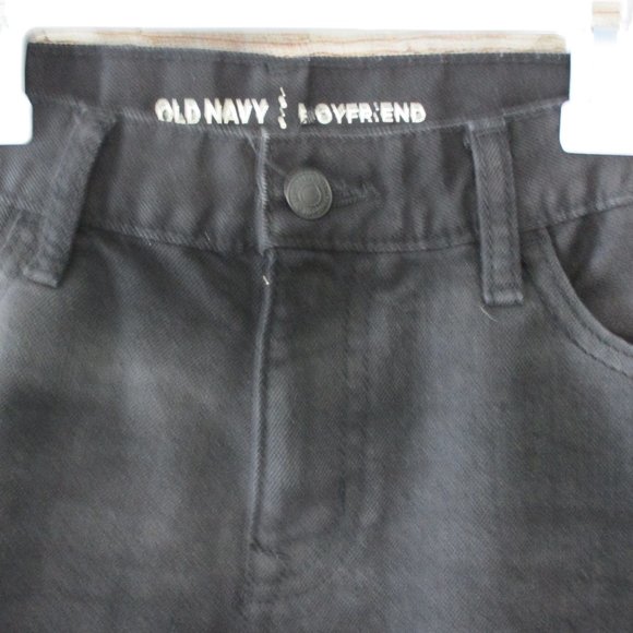 Old Navy Boyfriend Shorts 4 - Picture 5 of 8
